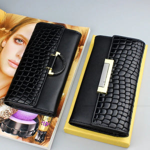 Genuine Leather Women's Wallet: Large Capacity, 3 Fold, Luxury Snake Skin Design in Black