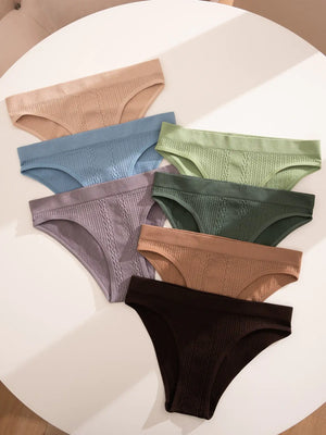 Elegant Comfortable Textured Panties Set of Seven