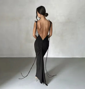 Elegant Backless Spaghetti Strap Maxi Dress - Sexy Ruched Summer Party Outfit for Women