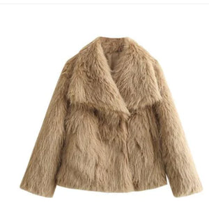 Women's Faux Fox Fur Coat: Luxe Furry Jacket for Autumn and Winter