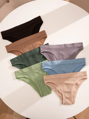 Elegant Comfortable Textured Panties Set of Seven